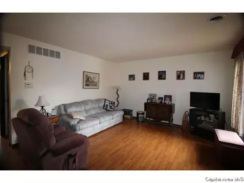 68 Brookside Pl, Springfield, IL 62704 photo 6
