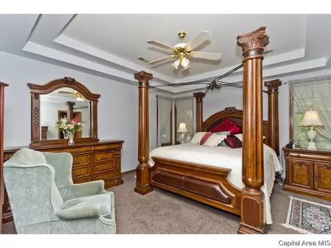 3409 Red Hawk, Springfield, IL 62711 photo 8