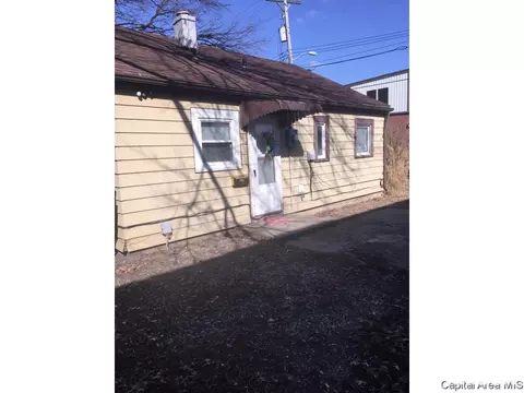 201 S Parker Ave, Springfield, IL 62704 photo 2
