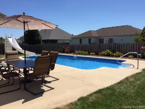 1404 Old Crows Way, Springfield, IL 62712 photo 3