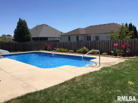 1404 Old Crows Way, Springfield, IL 62712 photo 4