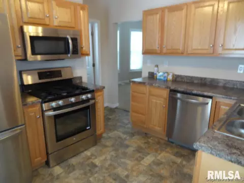 1609 S College, Springfield, IL 62704 photo 5