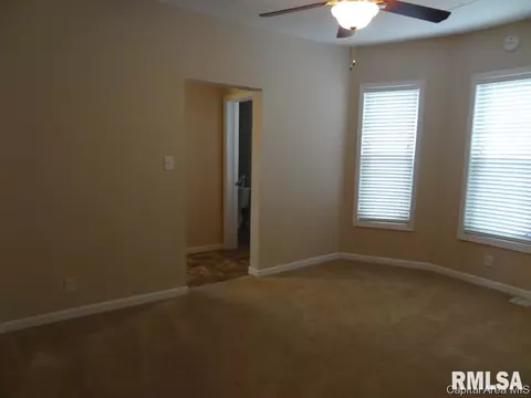 1609 S College, Springfield, IL 62704 photo 4