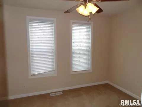1609 S College, Springfield, IL 62704 photo 9