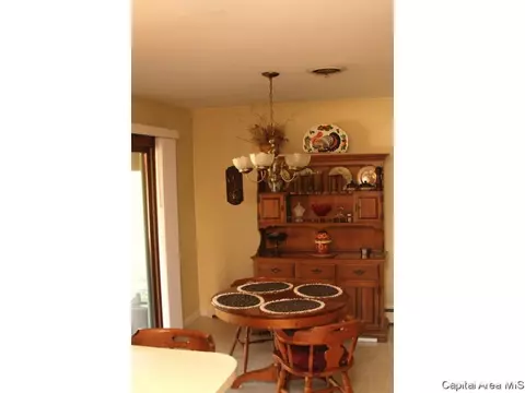 5101 Oak Crest Rd, Springfield, IL 62707 photo 5