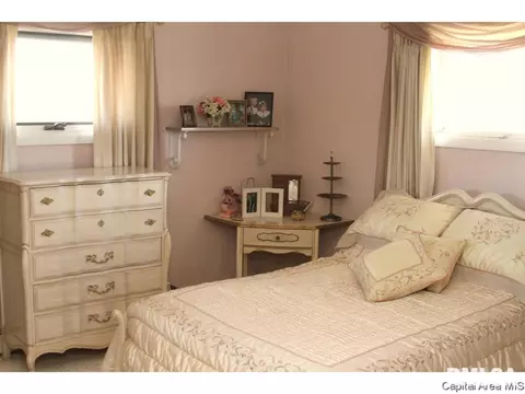 5101 Oak Crest Rd, Springfield, IL 62707 photo 10