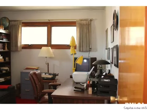 5101 Oak Crest Rd, Springfield, IL 62707 photo 12