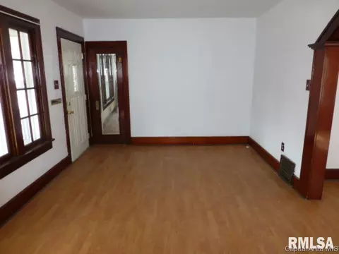 2242 Yale Blvd, Springfield, IL 62703 photo 4