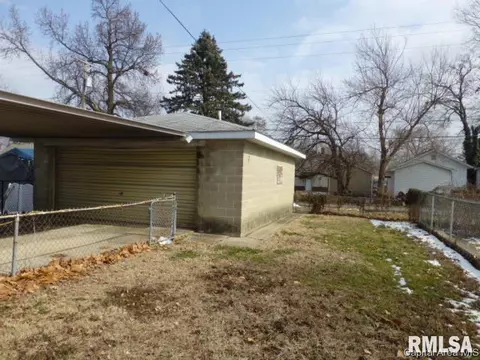 2242 Yale Blvd, Springfield, IL 62703 photo 13