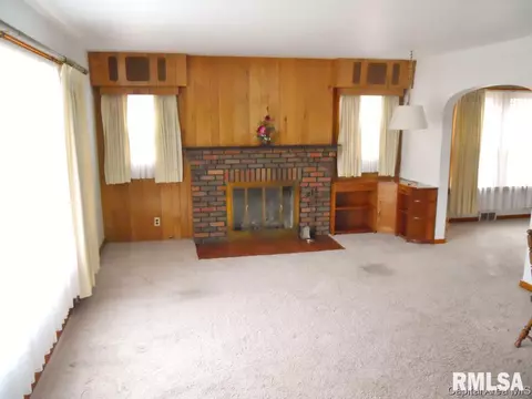 2025 Whittier, Springfield, IL 62704 photo 3