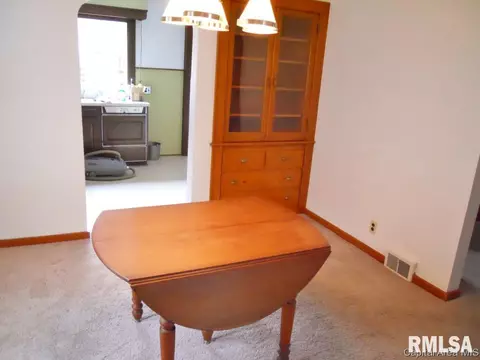 2025 Whittier, Springfield, IL 62704 photo 4