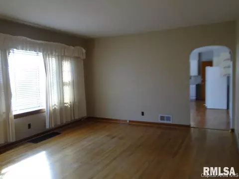 2101 N 19th St, Springfield, IL 62702 photo 8