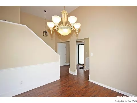 108 Veneto Villa, Springfield, IL 62703 photo 4