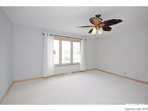 2600 Tennyson Dr, Springfield, IL 62711 photo 15