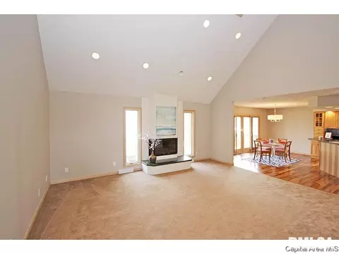 2600 Tennyson Dr, Springfield, IL 62711 photo 6