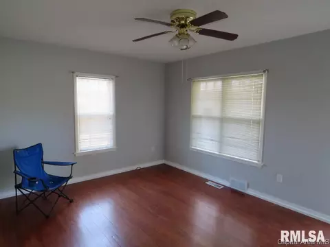 2521 S 15th, Springfield, IL 62703 photo 5