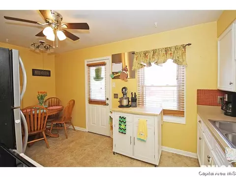 3625 Sherman St, Springfield, IL 62703 photo 7