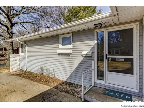 18 Andover Dr, Springfield, IL 62704 photo 5