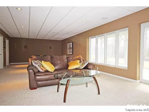 755 Epping Ct, Springfield, IL 62711 photo 4