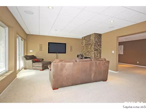 755 Epping Ct, Springfield, IL 62711 photo 9