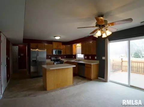 2804 Wellington Dr, Springfield, IL 62703 photo 6