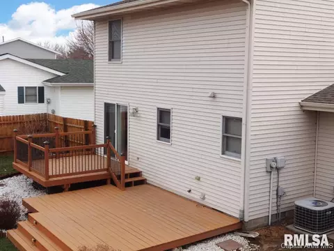 2804 Wellington Dr, Springfield, IL 62703 photo 2