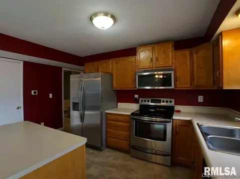 2804 Wellington Dr, Springfield, IL 62703 photo 8