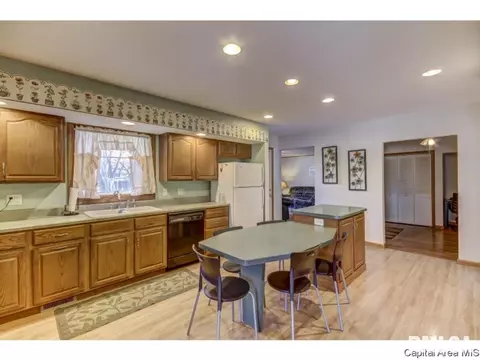 4274 Old Route 36, Springfield, IL 62707 photo 11