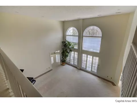 823 Coventry Pt, Springfield, IL 62702 photo 8