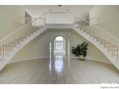 823 Coventry Pt, Springfield, IL 62702 photo 5