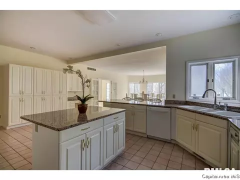 823 Coventry Pt, Springfield, IL 62702 photo 13
