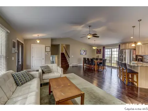 2235 Fairway Dr, Springfield, IL 62704 photo 10
