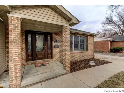 2235 Fairway Dr, Springfield, IL 62704 photo 3