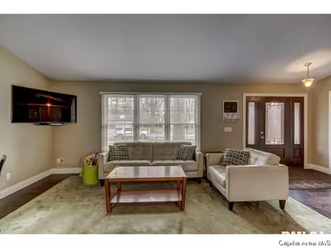 2235 Fairway Dr, Springfield, IL 62704 photo 8