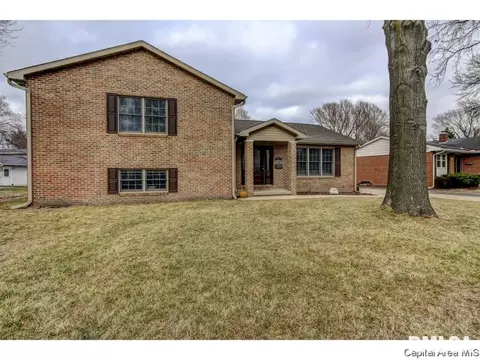 2235 Fairway Dr, Springfield, IL 62704 photo 5