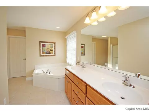 7405 Wentworth, Springfield, IL 62711 photo 18