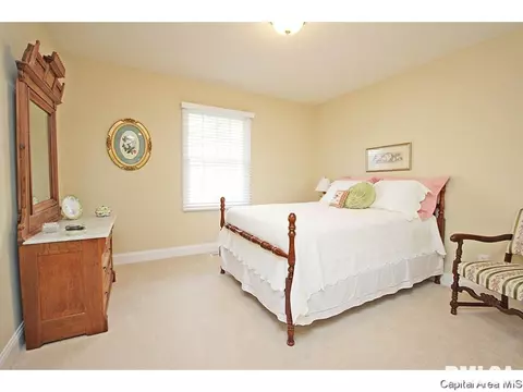 7405 Wentworth, Springfield, IL 62711 photo 21