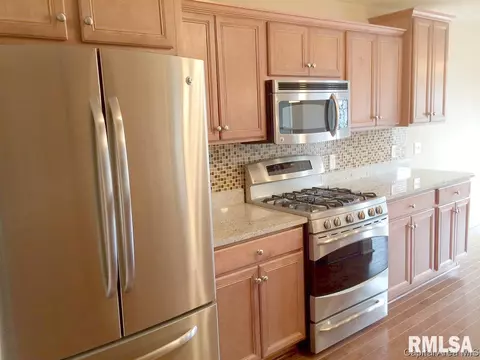 3314 Mackinaw Ln, Springfield, IL 62711 photo 3