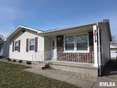 3013 E Griffiths Ave, Springfield, IL 62702 photo 1