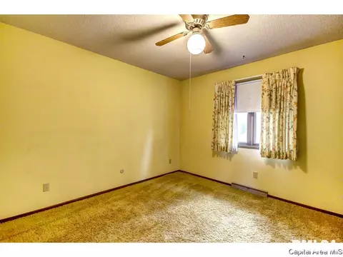 13 Jerry Ln, Springfield, IL 62711 photo 33
