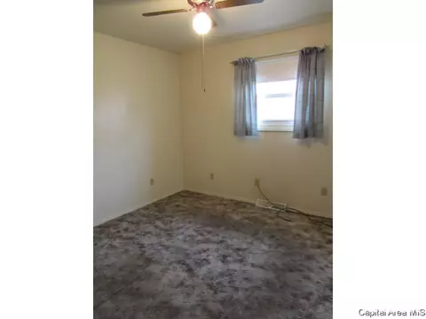 2116 Dunwich Dr, Springfield, IL 62702 photo 12
