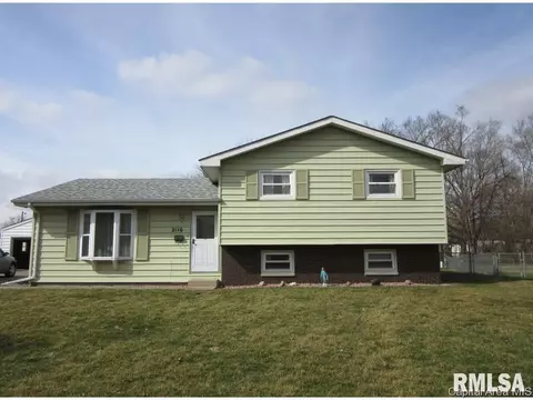 2116 Dunwich Dr, Springfield, IL 62702 photo 1