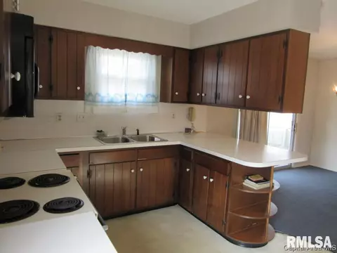 2116 Dunwich Dr, Springfield, IL 62702 photo 7
