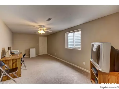 5305 Manhattan Dr, Springfield, IL 62711 photo 21