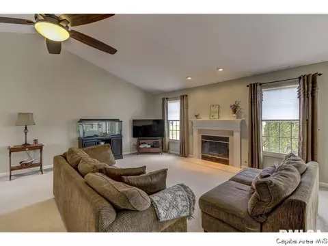 5305 Manhattan Dr, Springfield, IL 62711 photo 10