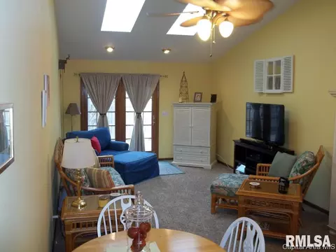 3101 La Conner, Springfield, IL 62704 photo 11