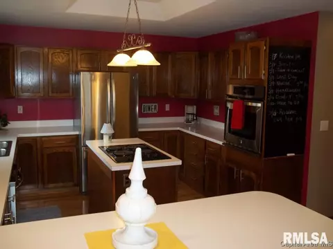 3101 La Conner, Springfield, IL 62704 photo 8