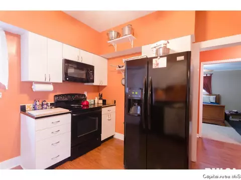 118 N State St, Springfield, IL 62702 photo 16