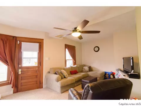 118 N State St, Springfield, IL 62702 photo 12