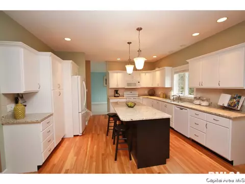 3404 Red Hawk, Springfield, IL 62711 photo 11